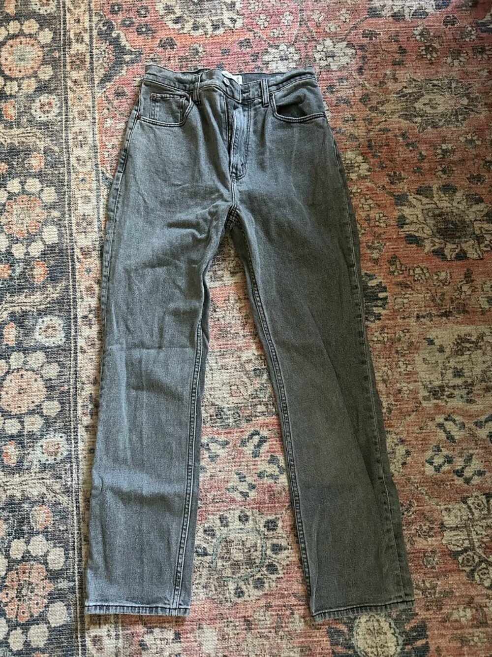 Black Women's Levi Jeans